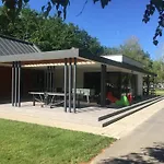Pensjonat Mohacsi Wellness Vendeghaz Es Lovasklub Mohács
