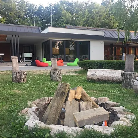 Vendégház Mohácsi Wellness és Lovasklub Mohács