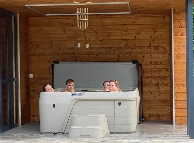 Maison d'hôtes Mohácsi Wellness és Lovasklub 3*